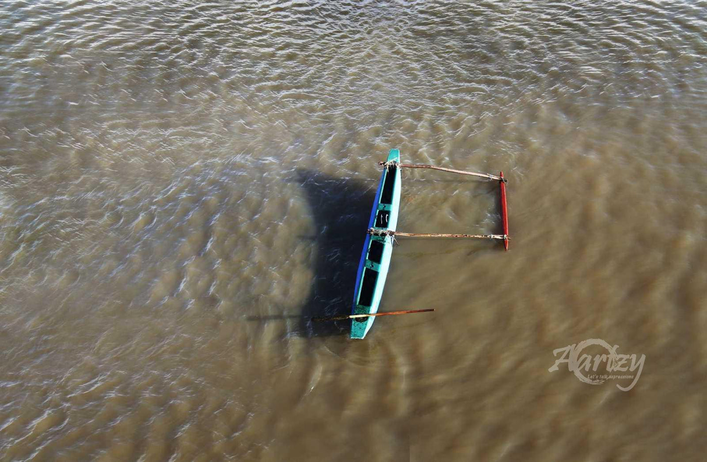 Unfazed Translucent Ripples