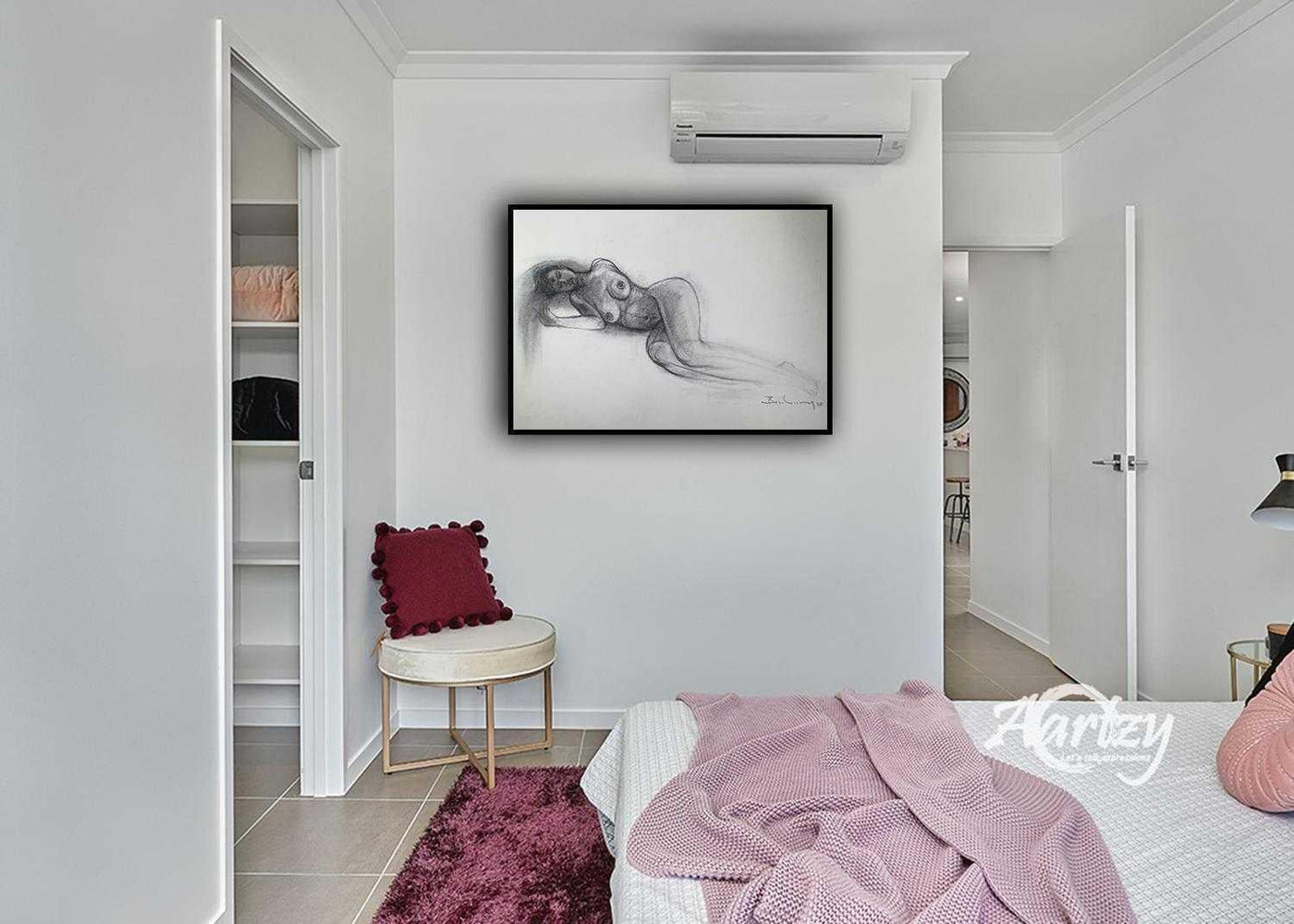 Solitude - Voluptuous Body