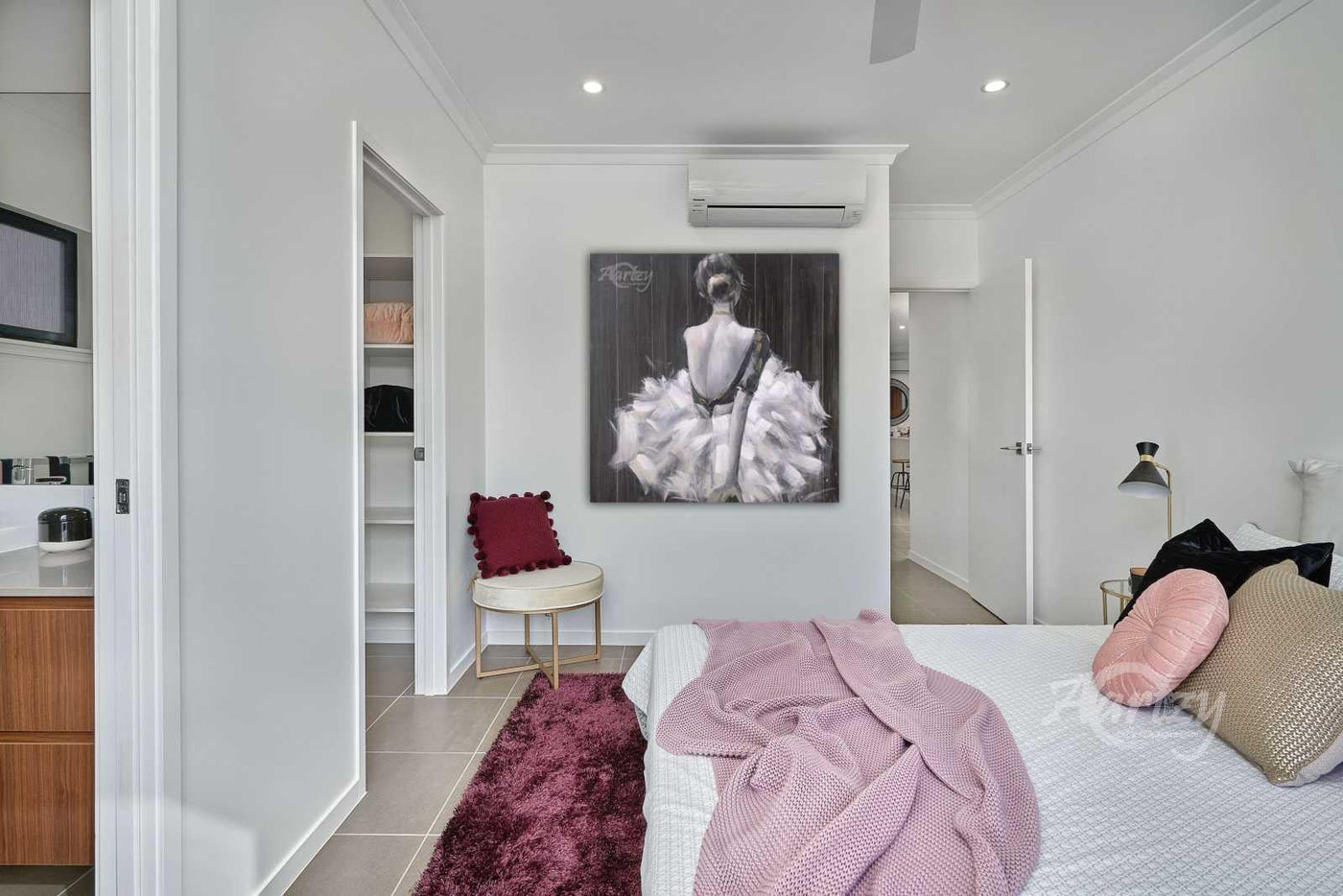 Stance Before the Dance