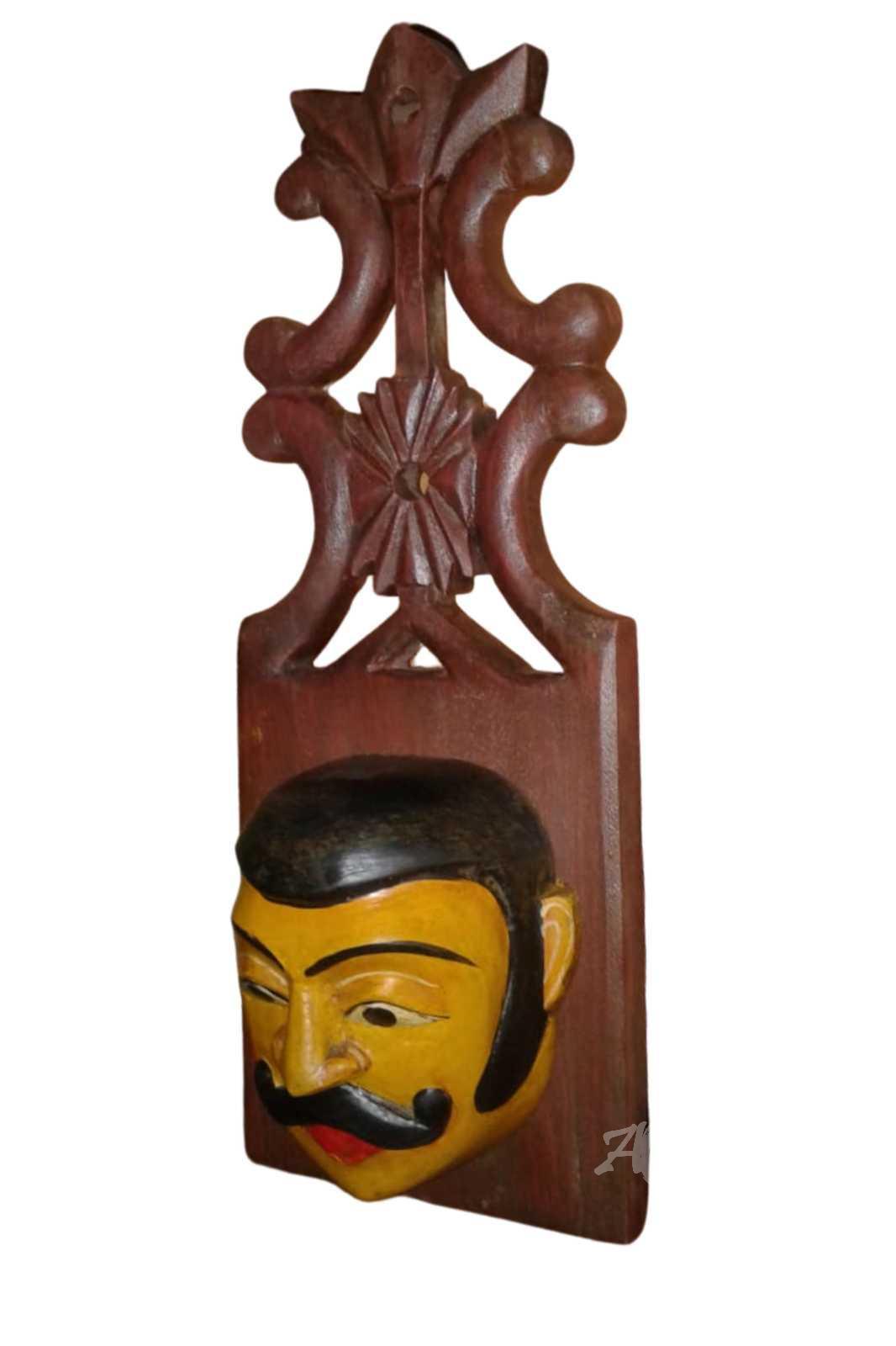 Arachchi Kolama Feature - Traditional Kolam Series